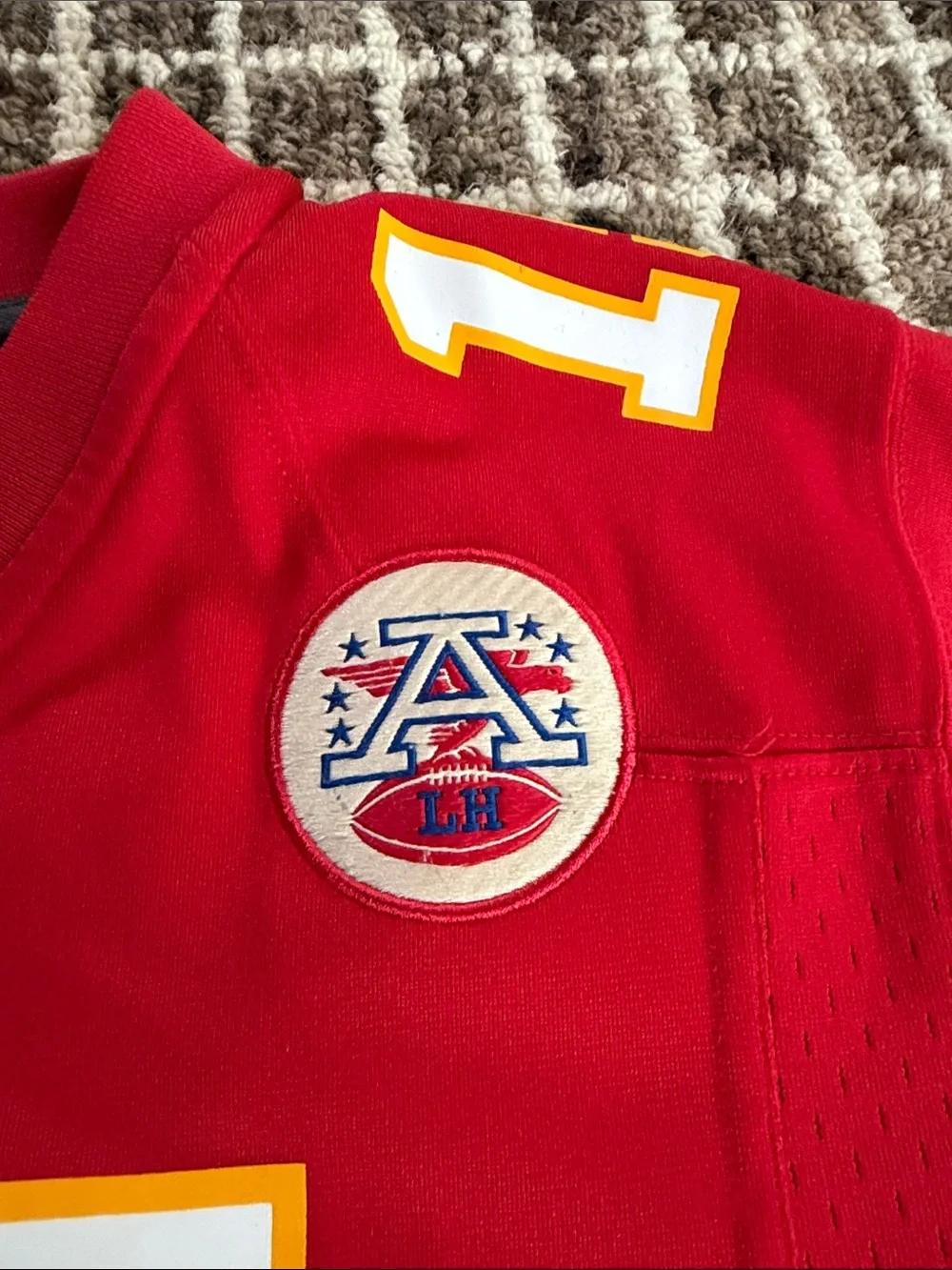 Nike Kids Red Kansas City Chiefs Mahomes #15 Football Jersey